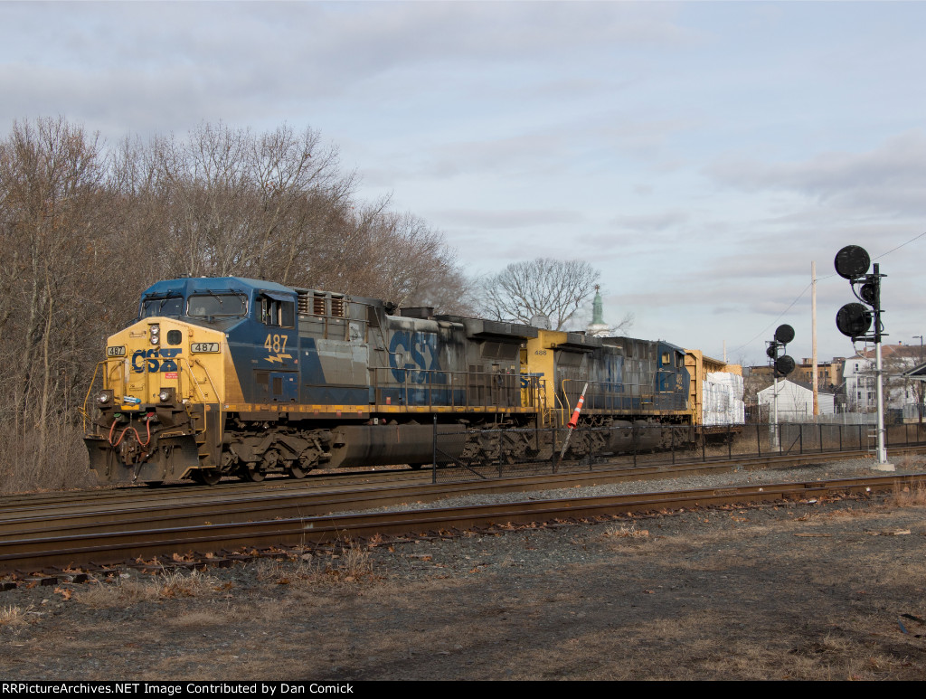 CSXT 487 Leads L048 (L002's Consist) at CP-22